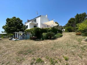 Vonkajšia záhrada v ubytovaní Villa Diamante Costa dei trabocchi Vasto