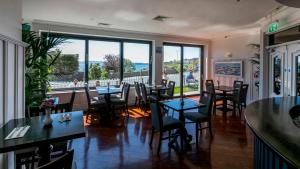 Ресторан / й інші заклади харчування у Schull Harbour Hotel & Leisure Centre