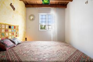 Un pat sau paturi într-o cameră la Villa Tokio +17 fotografii
