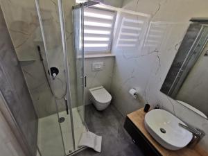 Phòng tắm tại New Nikolina 4 star