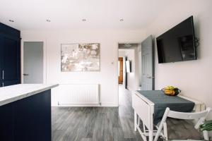 Gallery image of FAMILY TOWN HOUSE (with garden & private parking) in Belfast