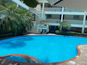 Bazén v ubytování Acuarium Suite Resort nebo v jeho okolí