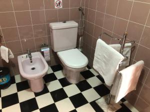 Salle de bains dans l'établissement VILLA PEPETO Durres Albania