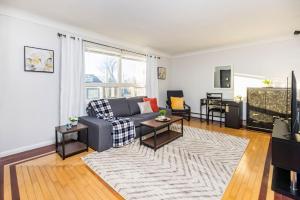 Modern 2BR Units with Netflix - Near Downtown Ottawa