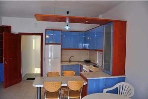 Kuchyň nebo kuchyňský kout v ubytování ANALIPSI apartment No1 - MAKRY GIALOS-CRETE