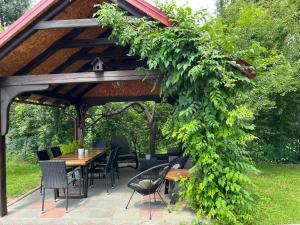 Vonkajšia záhrada v ubytovaní Guesthouse Hodak