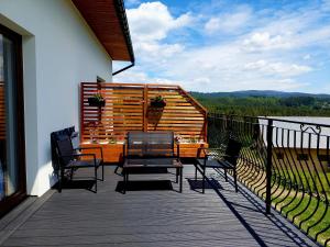 Balkón alebo terasa v ubytovaní Domek Wilcze Wzgórze
