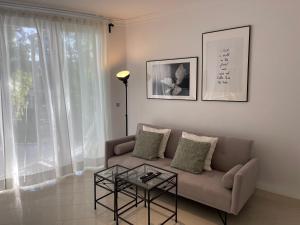 Posezení v ubytování PUERTO BANUS Apartamento PEACE