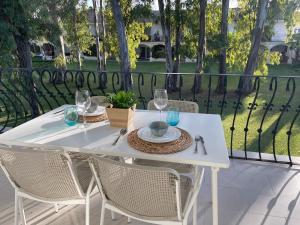 Balkón nebo terasa v ubytování PUERTO BANUS Apartamento PEACE