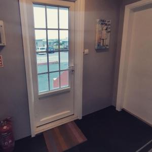 グリンダヴィークにあるGrindavik Guesthouse self check in & outのギャラリーの写真