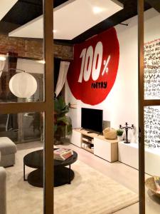 Telewizja i/lub zestaw kina domowego w obiekcie ApARTment Madrid