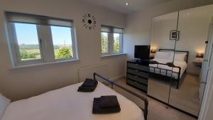 Galería fotográfica de Lane End Cottage Holmfirth - Panoramic Views, Modernised with offroad parking en Holmfirth