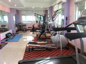 The fitness centre and/or fitness facilities at Grand Laurel Hotel