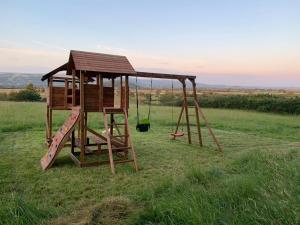 Herní místnost nebo prostor pro děti v ubytování Ashton Cottages