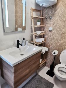 Koupelna v ubytování Apartmani Darko
