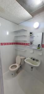 Koupelna v ubytování Portal Norte 170 ACOGEDORAS HABITACIONES CON TODOS LOS SERVICIOS