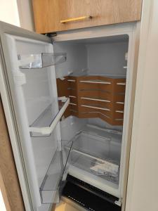 A kitchen or kitchenette at Fantasia B&B APARTAMENT STUDIO