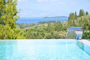 Bazén v ubytování Villa Julie Christie - Pool - Amazing Seaview nebo v jeho okolí