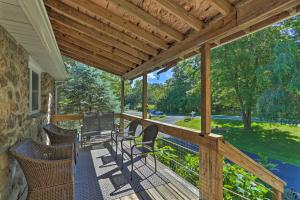Galeri foto Decked-Out Home Hot Tub, Pool, Fire Pit and More! di Monroe