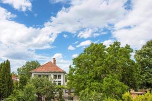 Vonkajšia záhrada v ubytovaní BB Apartman Hajdúnánás