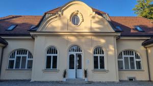 Budova, v ktorej sa hotel nachádza