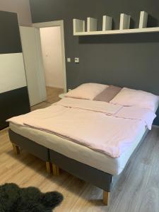 Postel nebo postele na pokoji v ubytování Luxury apartment Maja