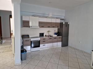 A kitchen or kitchenette at Sabine