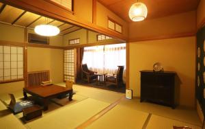 野沢温泉　奈良屋旅館休息區