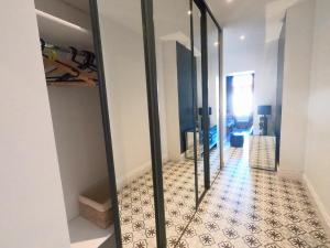 Fotografia z galérie ubytovania SUPERBE MAISON 6 ch, 4 sdb, terrasses et billard v Cannes