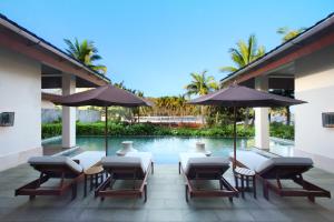 Bazén v ubytování Sanya LUHUITOU Resort & Spa nebo v jeho okolí