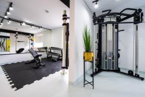 Posilňovňa alebo fitness centrum v ubytovaní Hotel Jan