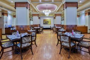 Restaurace v ubytování Taj Ganges Varanasi