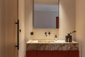 A bathroom at The Newel Psychiko