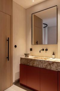 A bathroom at The Newel Psychiko