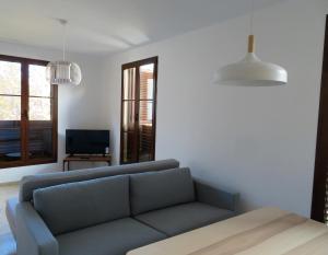 A seating area at Mesones 54