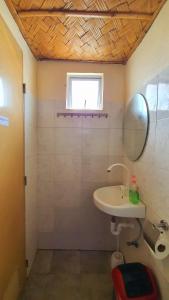 Billede fra billedgalleriet på Calatagan's Bahay Kubo - with Beach Access i Batangas City