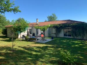 Afbeelding uit fotogalerij van La Maison d’Isabel in Montauban