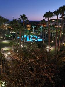 Bazén v ubytovaní MARBELLA Bahia Apartment alebo v jeho blízkosti