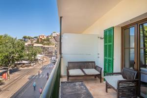 Balkón nebo terasa v ubytování Seafront Apartment in Port Sóller