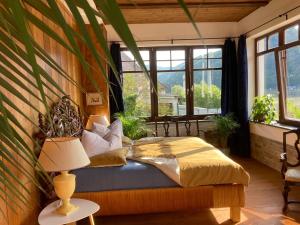 Postel nebo postele na pokoji v ubytování Goldene Wachau - Privatzimmer