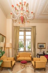 Hotel Pallanza by LVG Hotel Collection的休息区