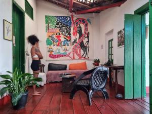 HI Hostel Chapada的休息区