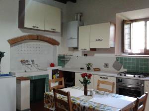 Kuchyňa alebo kuchynka v ubytovaní I Granai