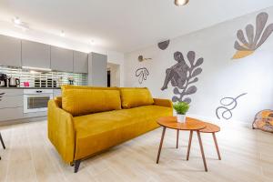 Kuchyňa alebo kuchynka v ubytovaní VacationClub – Prusa 2 Apartament 3B