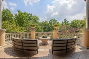 Balkón nebo terasa v ubytování Omni Shoreham Hotel