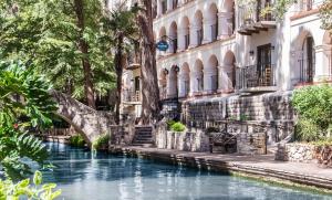 Zahrada ubytování Omni La Mansion del Rio