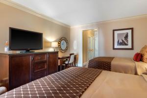 Μια τηλεόραση ή/και κέντρο ψυχαγωγίας στο Omni William Penn Hotel
