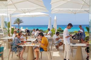 Hostia v ubytovaní Hotel Maysi