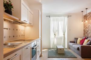 Fotografie z fotogalerie ubytování BarAnt Apartments "Parking garage on site" v destinaci Rijeka