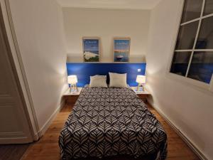 Łóżko lub łóżka w pokoju w obiekcie Villa Bagatelle à 300m de la plage centrale, 3 chambres